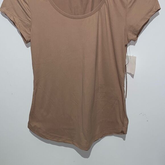 Hot Kiss Women's Mocha Scoop Neck Short Cap Sleeve T-Shirt Size Medium NWT - Picture 2 of 9